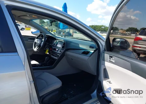 2018 Hyundai Sonata Se из США, поврежденный, VIN 5NPE24AF3JH685643